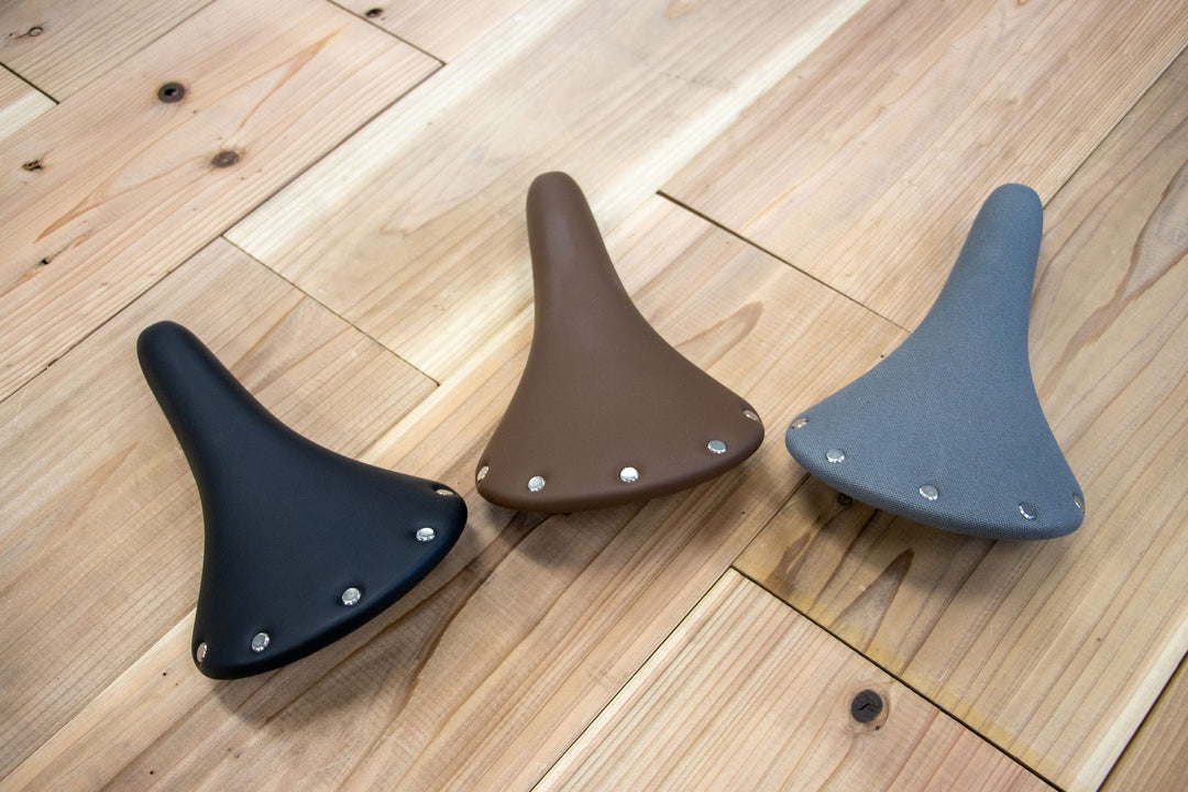 [バナナワークス] CLASSICAL SADDLE (クラシカルサドル)