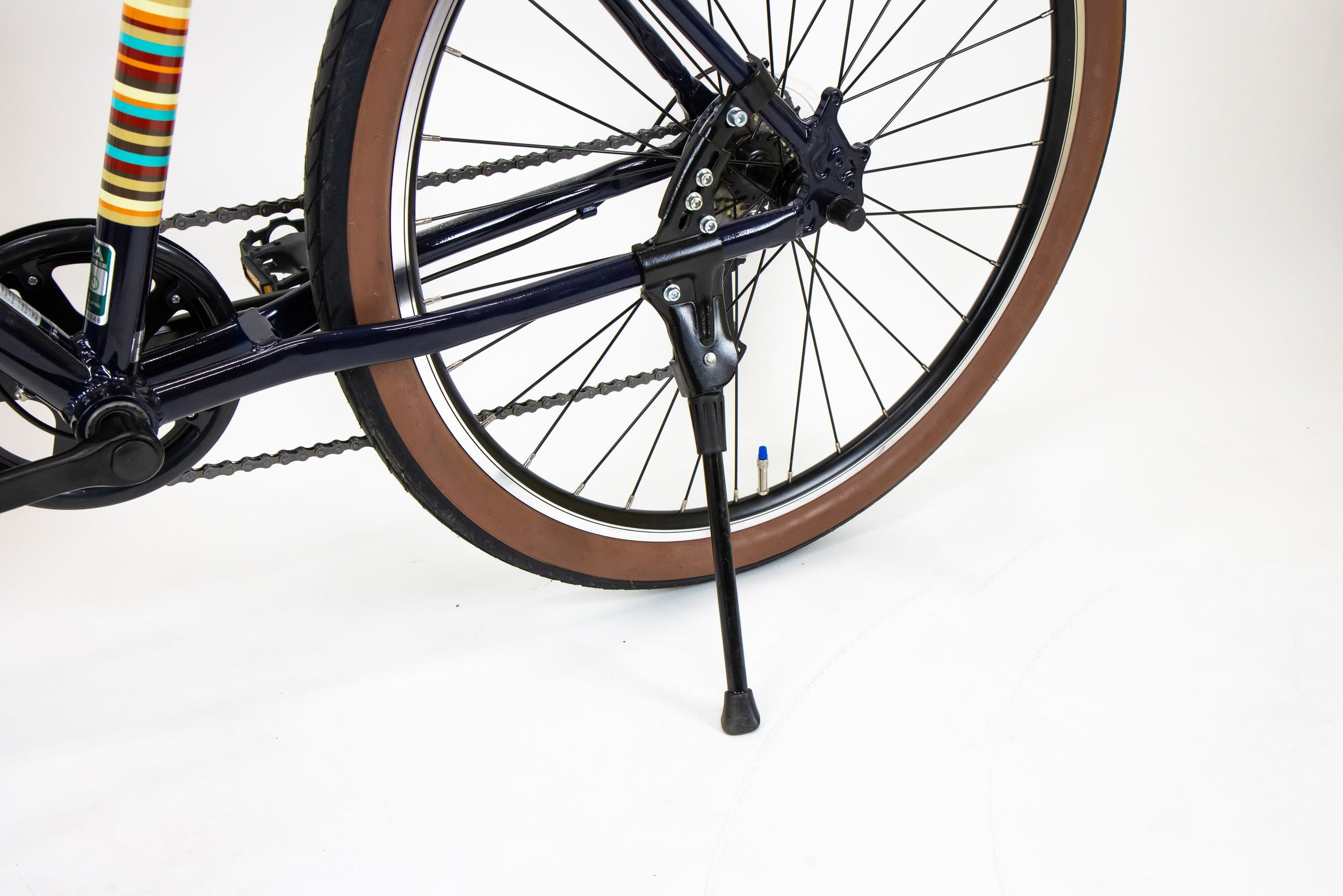 年末年始セール／ THIRDBIKES サードバイクス クロスバイク FESRESORT