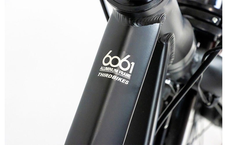 ＼新生活応援セール盗難補償付／[THIRDBIKES] サードバイクス フェスクロスプラス FESCROSS PLUS ［クロスバイク|6段変速|自転車］