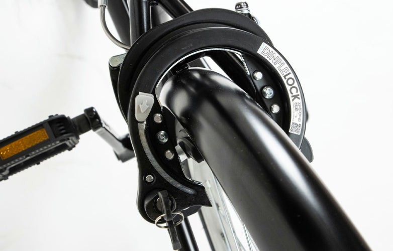 ＼アウトレット／［THIRDBIKES］ スーパーソニックタウン サードバイクス ［27インチ｜外装6段変速｜LEDオートライト｜Vブレーキ｜カギ付き｜BAA認証｜150cmから｜クロスバイク］